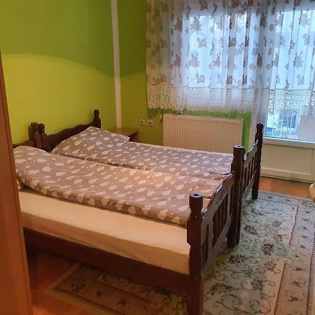 Apartament Smestaj Boki *